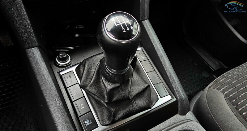 Volkswagen Amarok cena 54900 przebieg: 257000, rok produkcji 2011 z Bobowa małe 379
